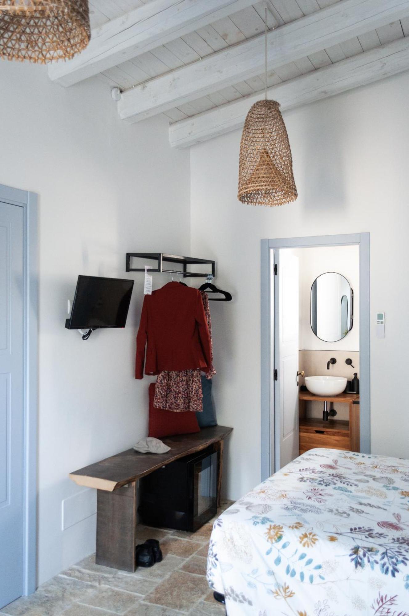 Casale Petrarolo Bed & Breakfast Monopoli Exterior photo
