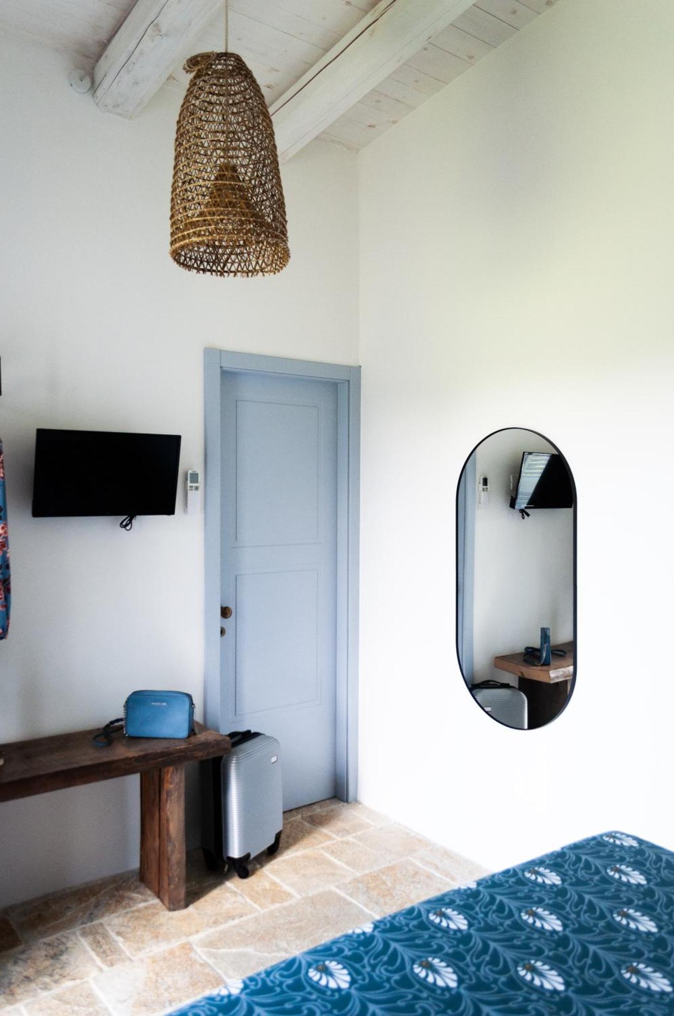 Casale Petrarolo Bed & Breakfast Monopoli Exterior photo